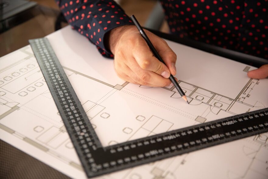 Демонстрационные материалы и проектная документация: таблицы, план, чертежи, проектирование промышленного предприятия